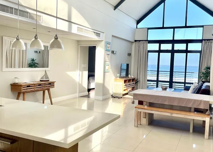 Bloubergstrand Oceanview Escape