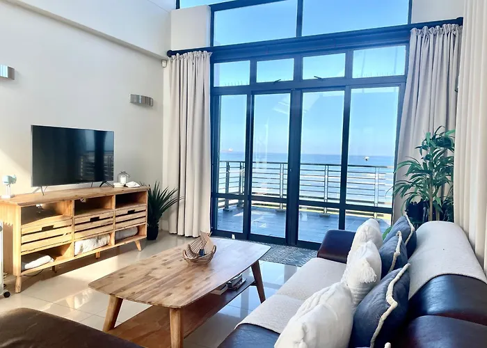Bloubergstrand Oceanview Escape