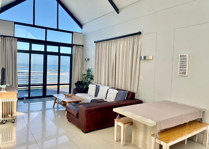 Bloubergstrand Oceanview Escape